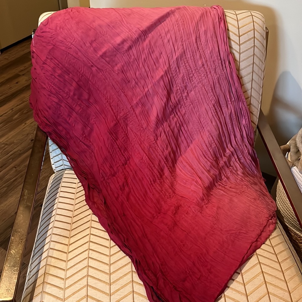 Pink ombré scarf